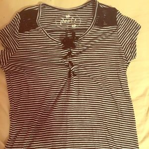 Poof! small lace up shirt